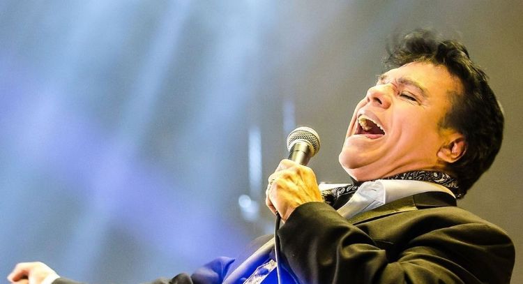 Netflix anuncia serie documental sobre Juan Gabriel (Video)