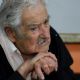 Mujica anuncia la extensión del cáncer, que no seguirá con el tratamiento y pide morir "tranquilo"