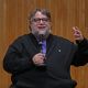 Tunden a Guillermo del Toro por elogiar a “Emilia Pérez”