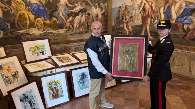 Incautan 21 obras falsificadas de Salvador Dalí tras apertura de muestra en Parma, Italia