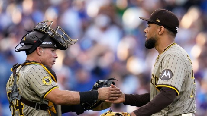El bullpen de San Diego amansa a los Cachorros, con Miller lanzando fuego