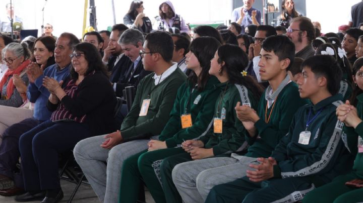 Arranca el programa “Mixtli Digital” en escuelas de la CDMX; en esto consiste