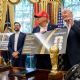 FIFA rechaza comentarios de Trump sobre cambio de sedes de partido para el Mundial