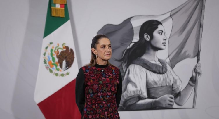 Sheinbaum respalda a Pedro Castillo tras destitución de Dina Boluarte en Perú