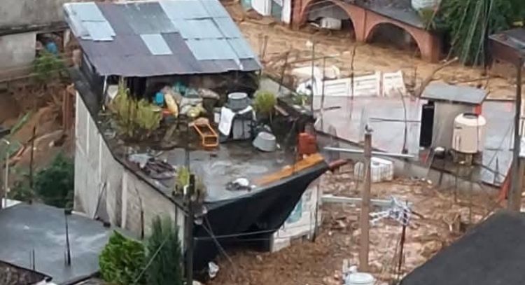 Huracán Priscila deja en Hidalgo 16 muertos, 90 comunidades incomunicadas y mil viviendas dañadas