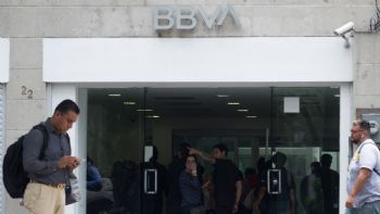 Reportan fallas en la app de BBVA; esto respondió la institución financiera