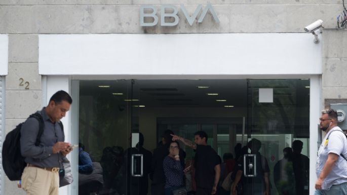 Reportan fallas en la app de BBVA; esto respondió la institución financiera
