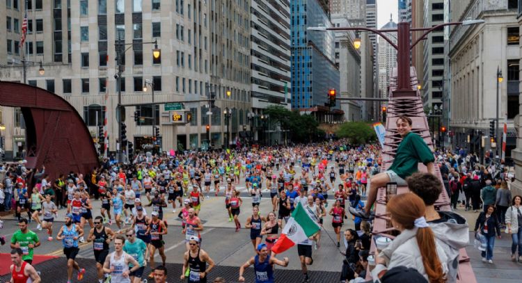 Corredores del maratón de Chicago temen redadas del ICE
