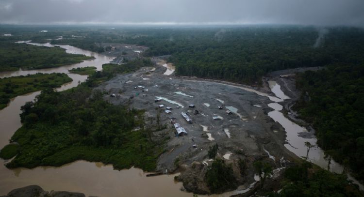 ONU advierte a Colombia de la contaminación por mercurio que deja la minería ilegal de oro