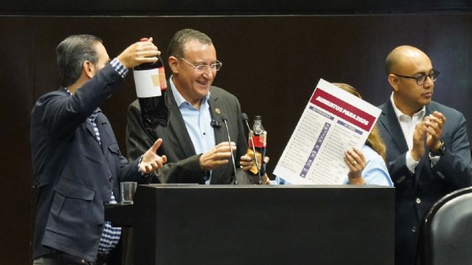 Diputados de la 4T suben impuestos a refrescos, cigarros, videojuegos y sorteos