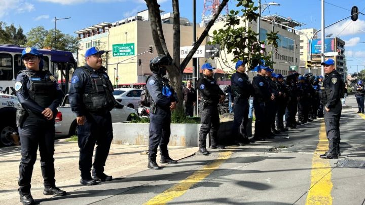 Alcaldía Cuauhtémoc retiró 76 puestos ambulantes en la estación Balderas del Metro