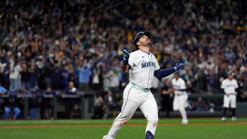 Marineros vencen a Azulejos y están a un triunfo de su primera Serie Mundial