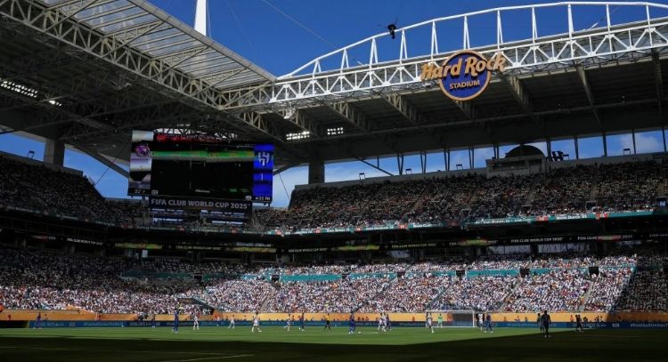 Futbolistas de España planean protestar contra decisión de la liga de organizar partido en Miami