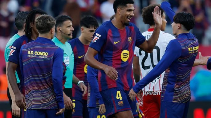 Barcelona vence 2-1 al Girona en el descuento y Hansi Flick fue expulsado