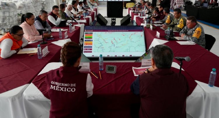 Sheinbaum supervisa trabajos de apoyo en zonas devastadas por las lluvias en Hidalgo