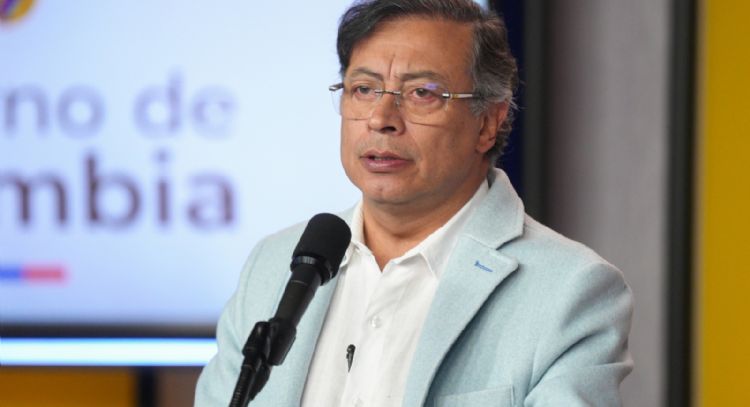 Petro responde a Trump que sus asesores le están engañando sobre la situación en Colombia