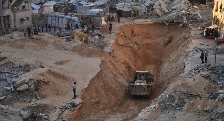 Israel suspende la entrada de ayuda humanitaria en Gaza