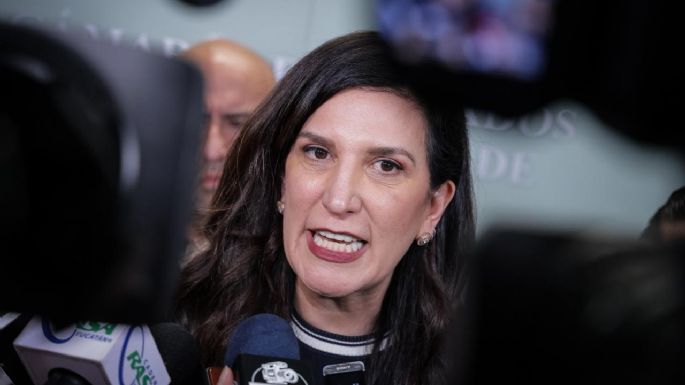 Kenia López Rabadán votará contra reforma a la Ley de Amparo si no hay cambios