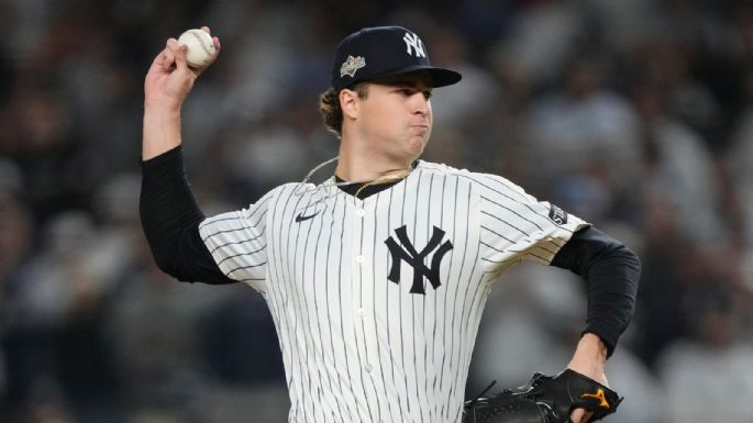 Yankees blanquean 4-0 a Medias Rojas para ganar Serie de Comodines. Schlittler poncha a 12