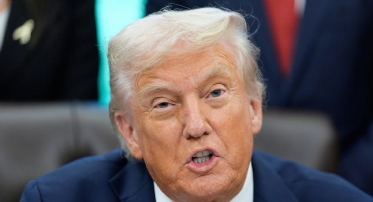 Trump utiliza el cierre del gobierno para repartir despidos y castigos políticos