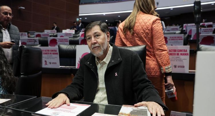 “Están intrigando”: Noroña niega que viole la ley con su viaje a Palestina