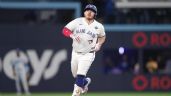 Foto ilustrativa de la nota titulada: Con HR y 3 producidas de  Kirk, Toronto apaleó 11-4 a los Dodgers (Video)
