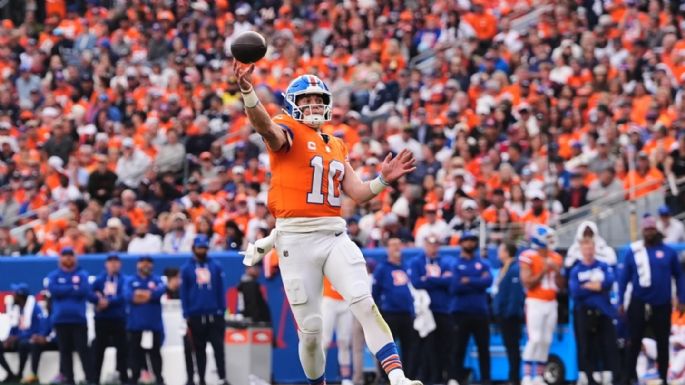 Los Broncos ganan 44-24 a los Cowboys, extendiendo su racha de victorias en casa a 9