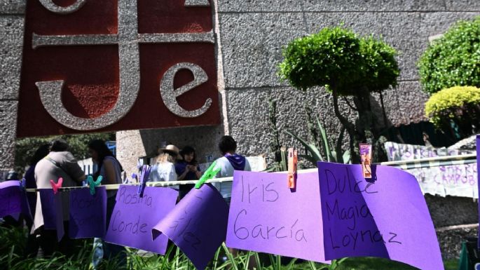 Poetas, narradoras, académicas y activistas exigen la destitución de Paco Ignacio Taibo del FCE