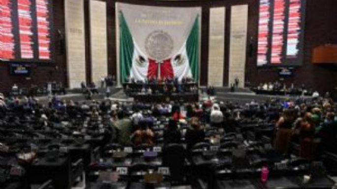 Morena aprueba reserva para reducir penas a funcionarios acusados de extorsión