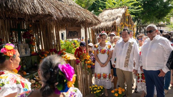 Gobierno del Renacimiento Maya impulsa las tradiciones con la Gran Muestra Estatal de Altares