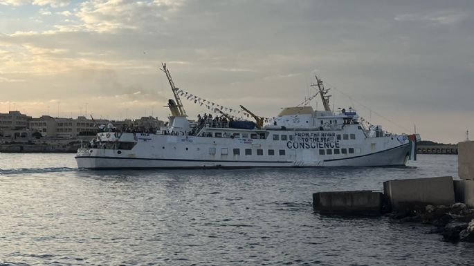 Una nueva flotilla enfila rumbo a Gaza pese a la última interceptación
