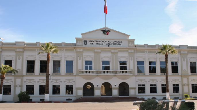 Destituyen a profesor de Universidad Autónoma de Baja California por presunto acoso contra 5 alumnas