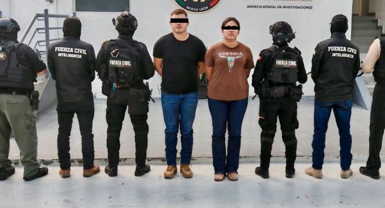 Se enfrentan policías y civiles en el centro de Monterrey; suman varios ataques contra agentes