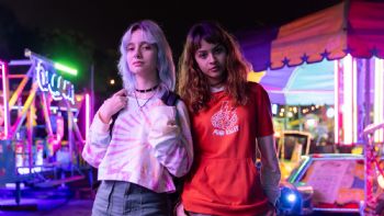 “Cometierra” presenta una generación de jóvenes familiarizados con desapariciones y feminicidios