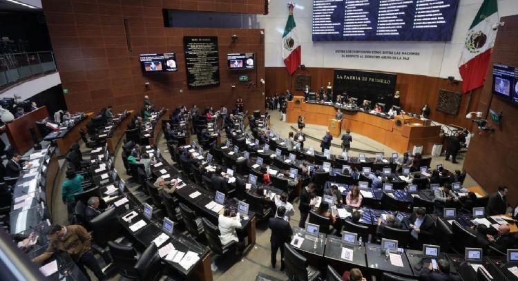 Senadores reciben minuta de la Ley General de Extorsión