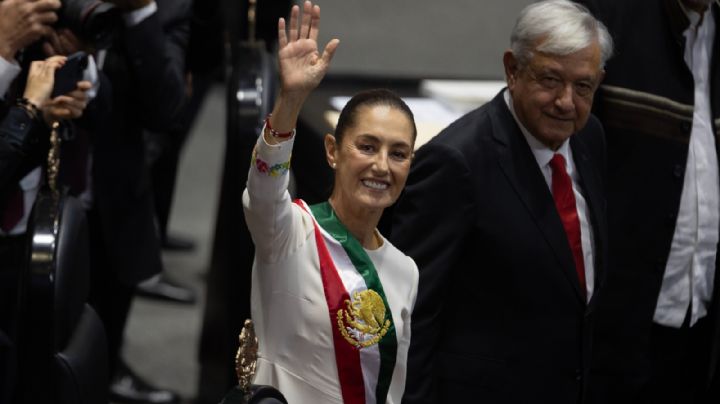 Reclamo heredado: Sheinbaum relata en su libro que AMLO no quería que asumiera el pleito con España