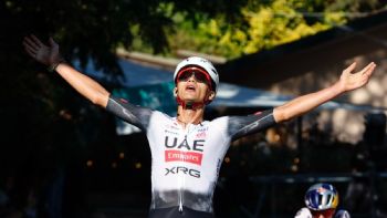 Isaac del Toro gana el Giro de Emilia y llega a 14 triunfos en 2025