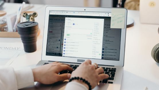 Alertan que "mal uso" de IA disminuye actividad del cerebro