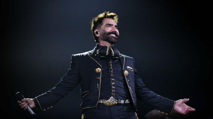 Alejandro Fernández honra a “Chente” en la CDMX ante 65 mil fans en el Estadio GNP (Video)
