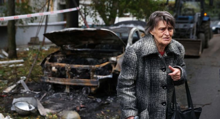 Ataque ruso a gran escala sobre Ucrania causa al menos 5 muertes