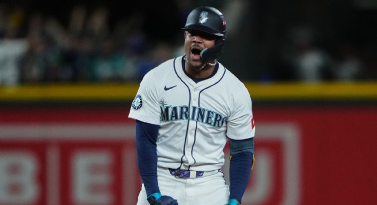 Julio Rodríguez define el triunfo de Marineros 3-2 sobre Tigres con un doble para igualar la serie