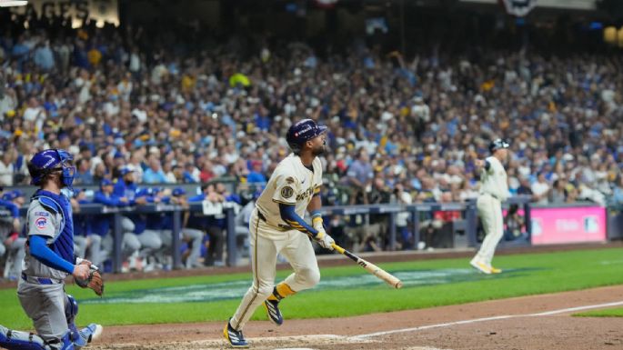 Poder ofensivo y el bullpen encabezado por Misiorowski dan a Cerveceros triunfo 7-3 sobre Cachorros