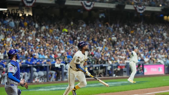 Poder ofensivo y el bullpen encabezado por Misiorowski dan a Cerveceros triunfo 7-3 sobre Cachorros