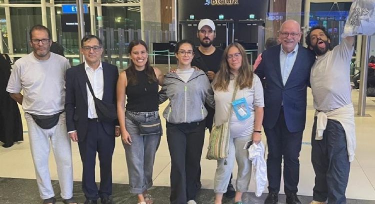Mexicanos de la flotilla Global Sumud ya llegaron a Estambul