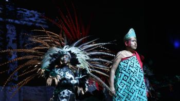 Ópera “Cuauhtemóctzin” reúne a 5 mil personas en el Zócalo