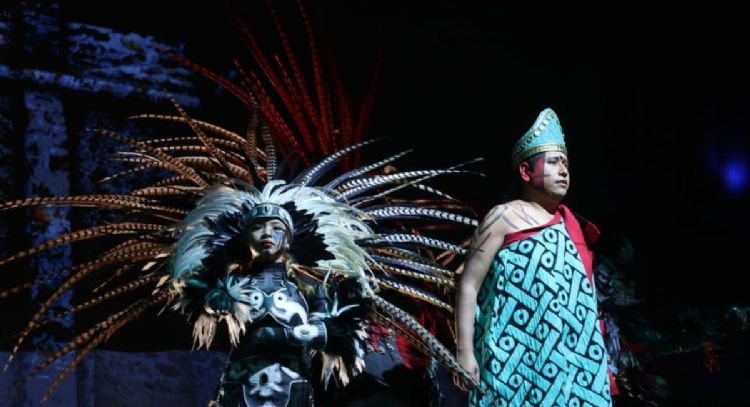 Ópera “Cuauhtemóctzin” reúne a 5 mil personas en el Zócalo