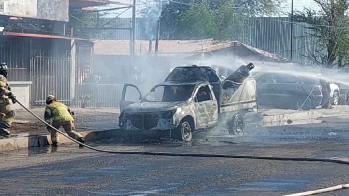 Explota vehículo repartidor de gas LP de Silza en la vía pública de Mexicali (Video)
