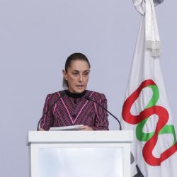 Sheinbaum llama a empresarios de radio y TV a sumarse al debate para la reforma electoral