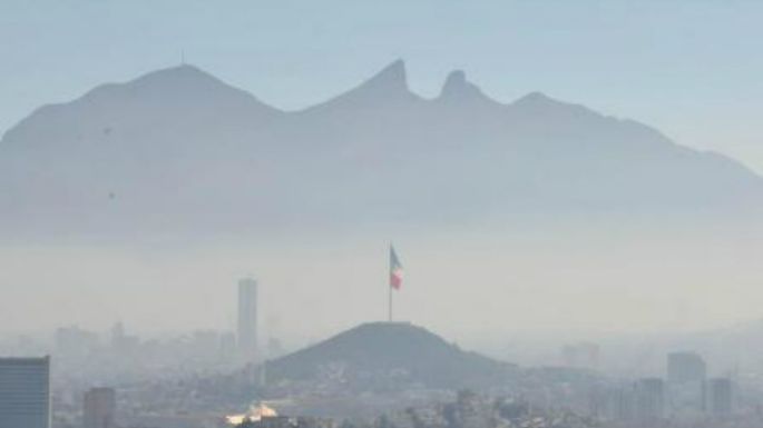 Se dispara la contaminación en Nuevo León; estudios advierten que aire más dañino llega en invierno