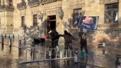Foto ilustrativa de la nota titulada: Manifestación de Generación Z en Guadalajara terminó en ataque al Palacio de Gobierno (Video)